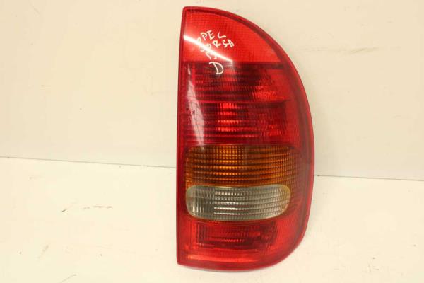 FEU ARRIERE DROIT OPEL CORSA B 5PORTES - Vue 1